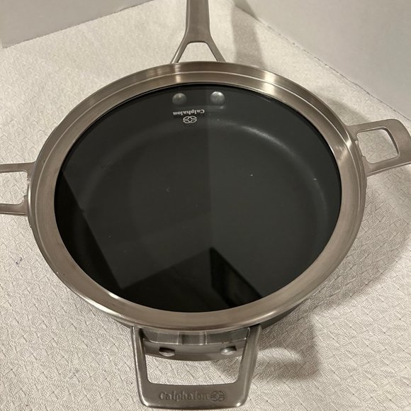 CALPHALON SAUCE PAN 10 1/2" WITH COVER - Picture 3 of 6